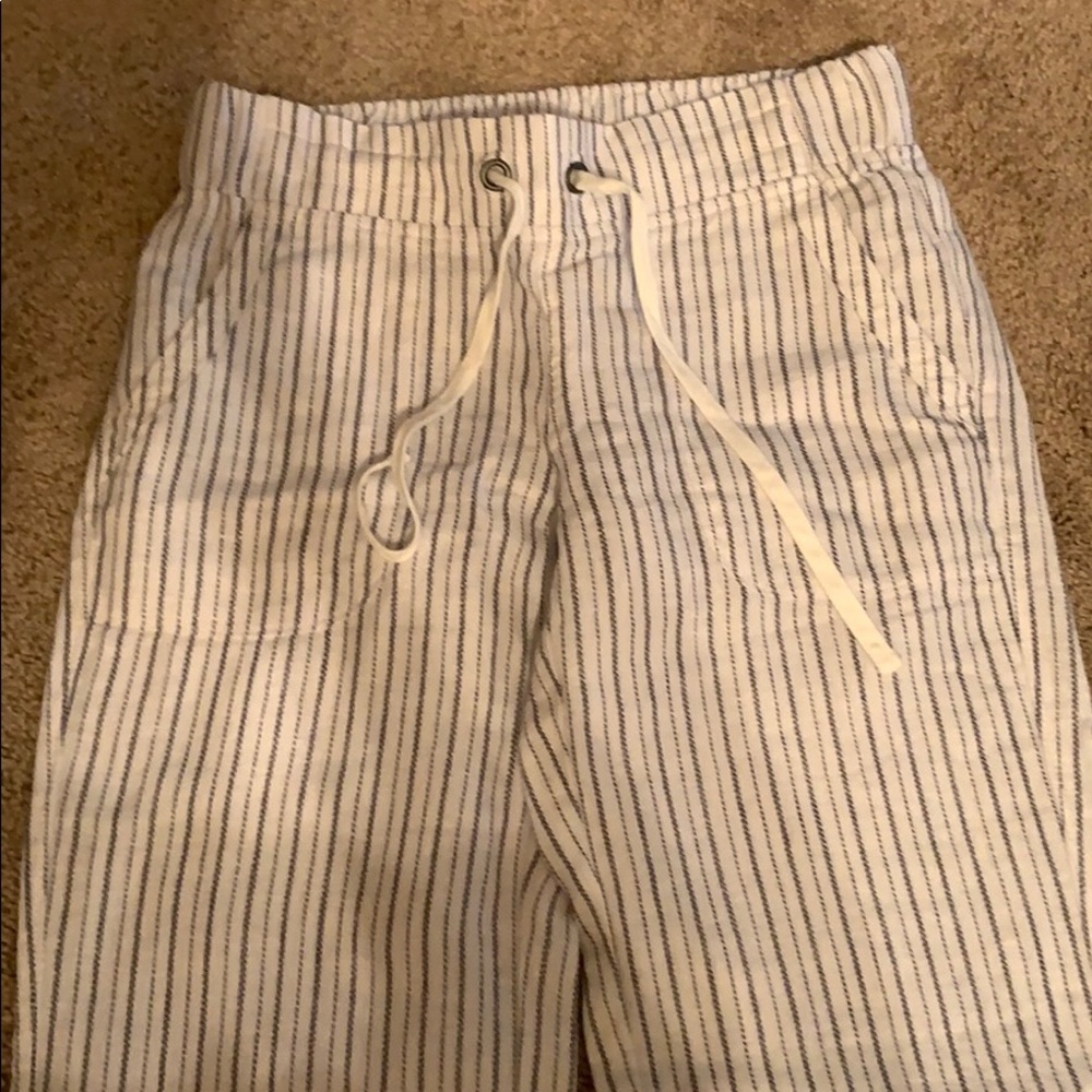Loose pants